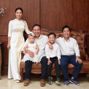 Meet your Posher, Anh khoi